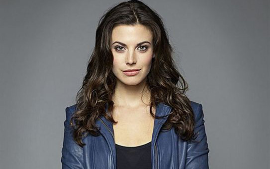 Meghan Ory Age, Height, Husband, Pregnant, Baby