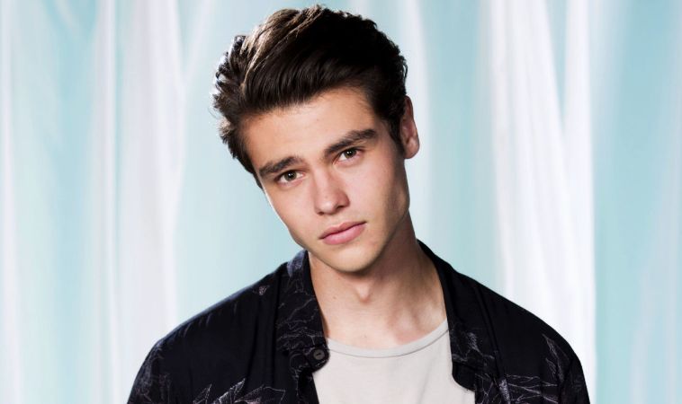 Who is Felix Mallard? Get To His Wiki, Bio, Age, Career, Income, Salary and  so on.