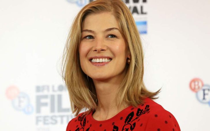 Who is Rosamund Pike? Know About Her Husband, Age, Height, Net Worth, Married, Movies