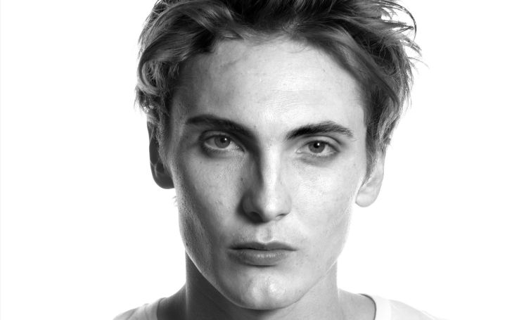 Eamon Farren Bio, Age, Height, Wiki, Net Worth, Married, Wife, Parents, Family