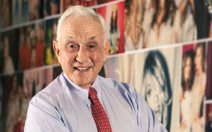 Les Wexner Bio, Net Worth, House, Age, Height, Wiki, Married, Wife, Children, Career