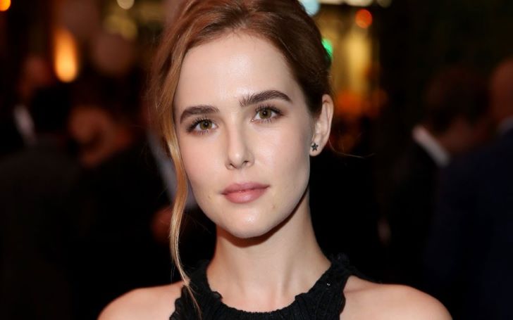 Who Is Zoey Deutch? Here's Everything You Need To Know About Her Age, Height, Net Worth, Body Measurements, Early Life, Career, Personal Life, Relationship, & Family
