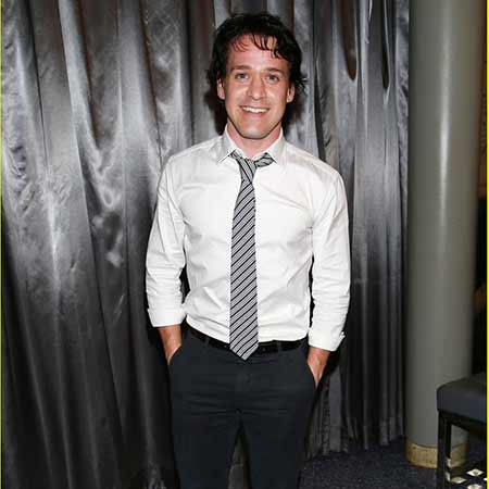 T.R. Knight in an event.