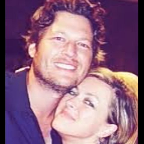 Endy and her brother Blake Shelton.