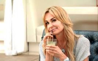 The Real Housewives Of Beverly Hills Star, Dana Wilkey Biography With Age, Wiki, House, Net Worth, Marriage, Son, Engaged